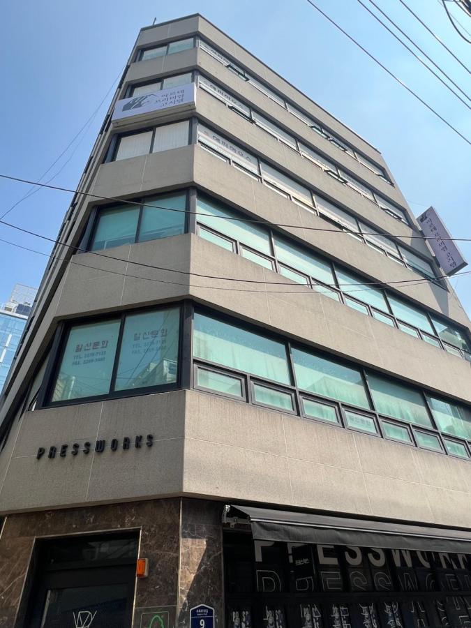 Arte Premium Oneroomtel Myeongdong Seoul Exterior foto
